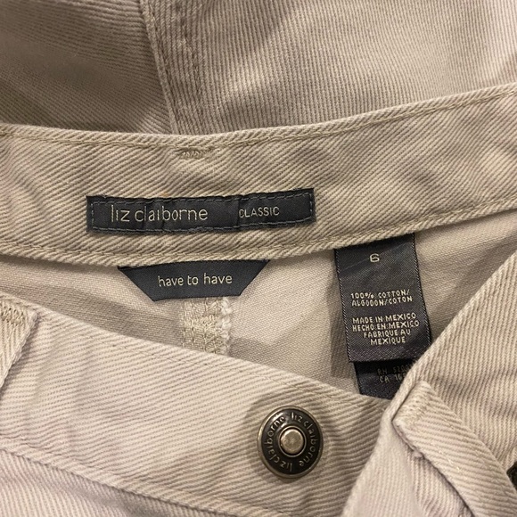 SOLD- Liz Claiborne khaki high waisted jean shorts - Picture 6 of 6